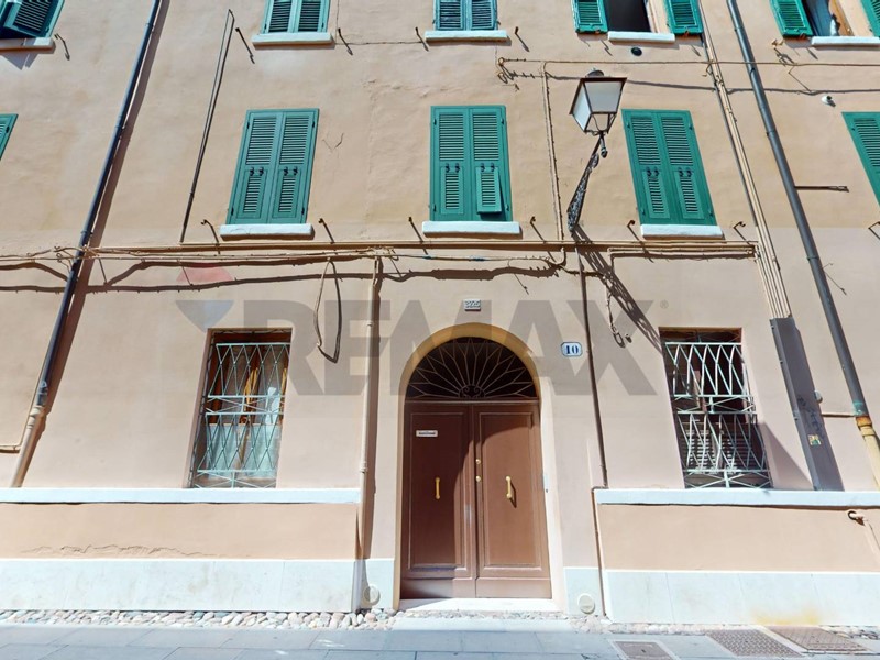 Quadrilocale in Vendita a Ferrara, 115'000&euro;, 59 m²