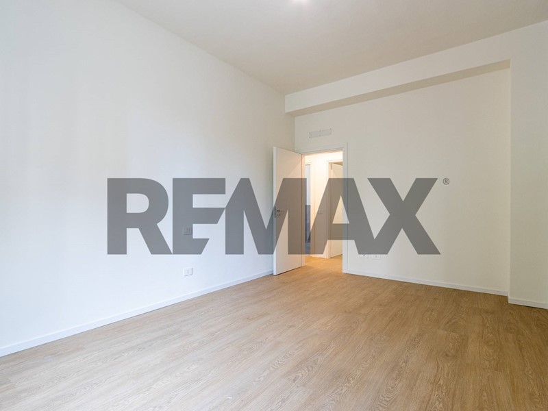 Trilocale in Vendita a Milano, 297'000&euro;, 76 m²