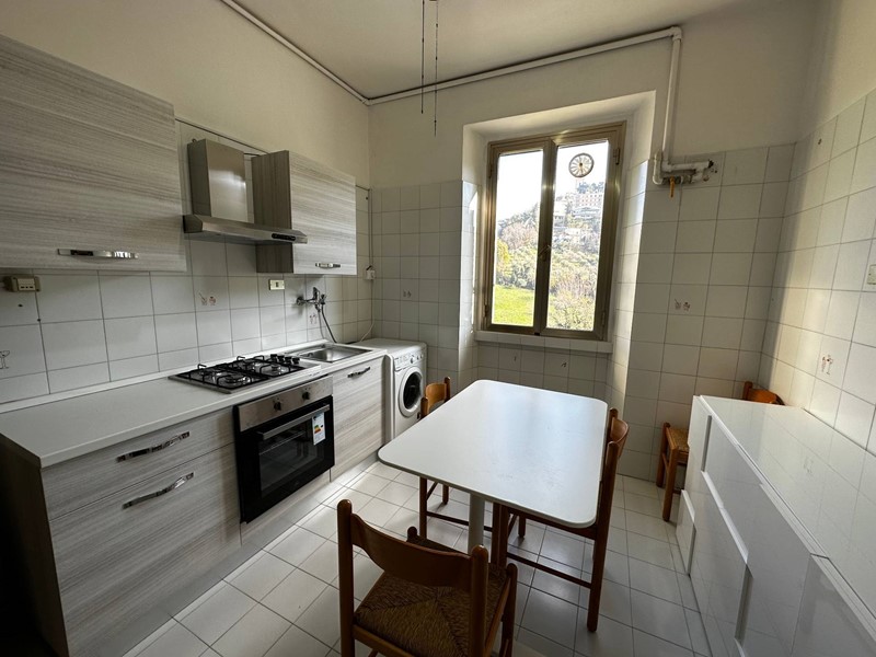 Quadrilocale in Vendita a Chieti, 50'000&euro;, 90 m²