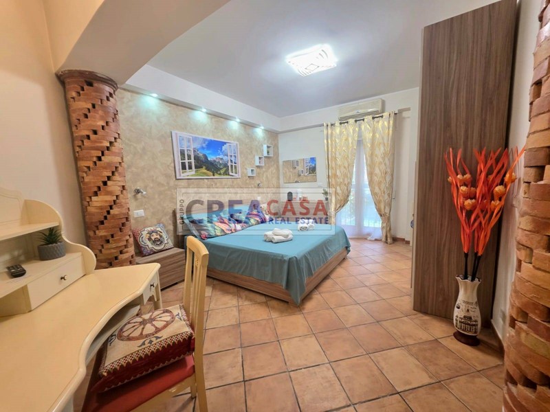 Appartamento in Vendita a Giardini Naxos, 159'000&euro;, 119 m²