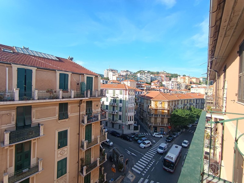 Quadrilocale in Vendita a Savona, 165'000&euro;, 85 m²