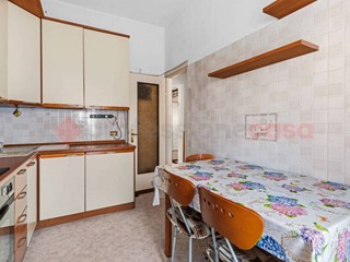 Trilocale in Vendita a Milano, 298'000&euro;, 75 m², arredato