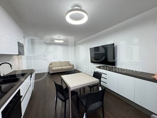 Bilocale in Affitto a Bari, 1'200&euro;, 60 m², arredato