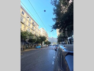 Trilocale in Vendita a Napoli, 189'000&euro;, 80 m²