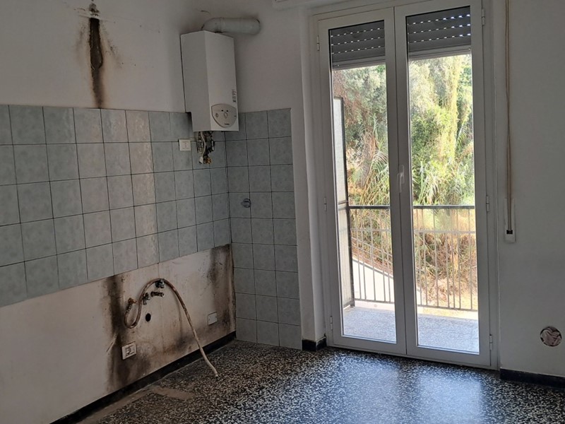 Appartamento in Affitto a Savona, 750&euro;, 130 m²