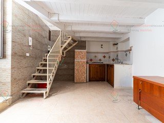 Monolocale in Vendita a Siracusa, zona ORTIGIA - UMBERTO, 60'000&euro;, 48 m²