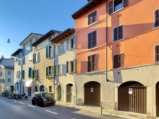 Monolocale in Vendita a Brescia, 93'000&euro;, 33 m², arredato