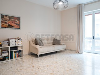 Quadrilocale in Vendita a Altamura, zona VIA CARPENTINO, 138'000&euro;, 128 m²