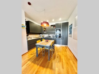 Trilocale in Affitto a Bari, zona Japigia, 980&euro;, 75 m², arredato