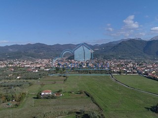 Quadrilocale in Affitto a Luni, zona Luni Mare, 660&euro;, 70 m²