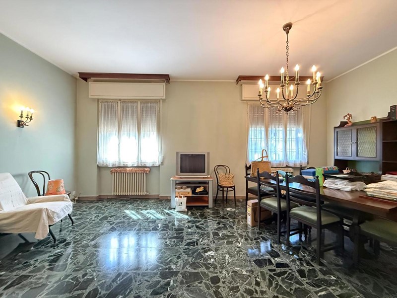 Quadrilocale in Vendita a Chiari, 189'000&euro;, 150 m², con Box