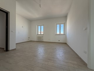 Appartamento in Affitto a Francavilla al Mare, 700&euro;, 89 m², arredato