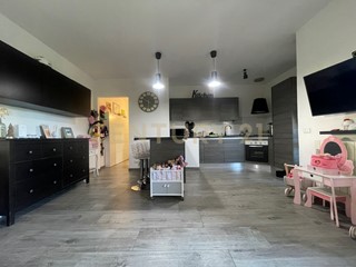 Appartamento in Vendita a Orbetello, zona Orbetello Scalo, 220'000&euro;, 80 m², arredato