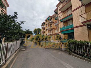 Trilocale in Vendita a Ceriale, 219'900&euro;, 70 m², arredato