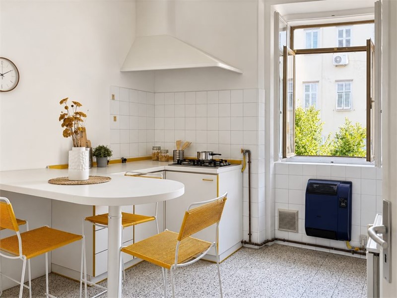 Bilocale in Vendita a Trieste, 85'000&euro;, 40 m²