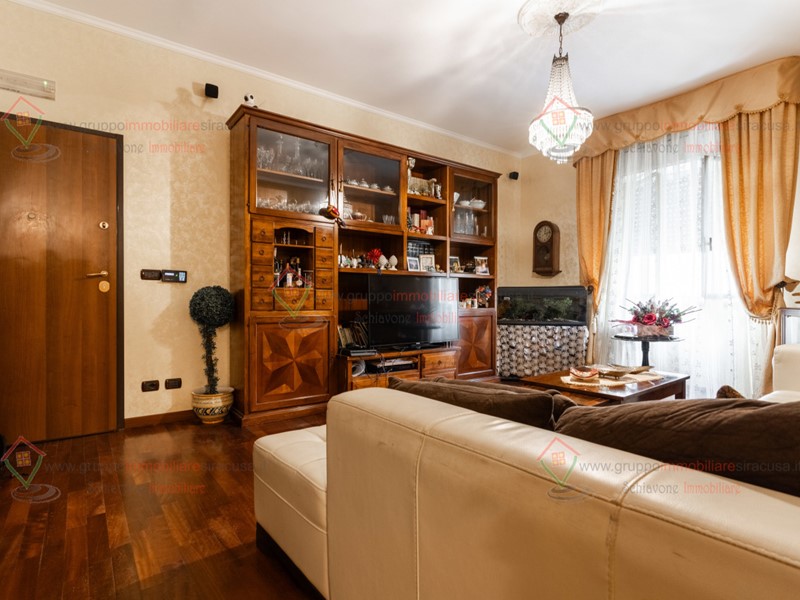 Quadrilocale in Vendita a Siracusa, zona PANAGIA, 180'000&euro;, 118 m²