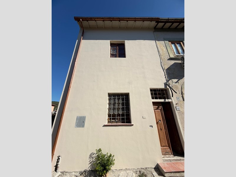 Trilocale in Vendita a San Giuliano Terme, zona Pontasserchio, 90'000&euro;, 50 m²
