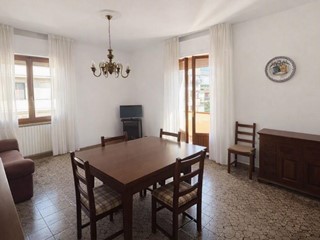 Appartamento in Vendita a Empoli, 270'000&euro;, 150 m², con Box