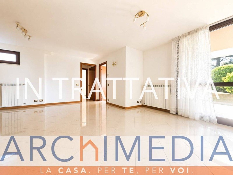Trilocale in Vendita a Malnate, 129'000&euro;, 83 m²