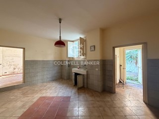Bilocale in Vendita a Bari, 69'000&euro;, 60 m²