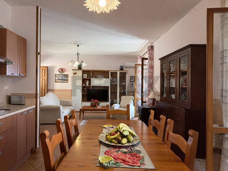 Trilocale in Vendita a Riposto, 105'000&euro;, 85 m²