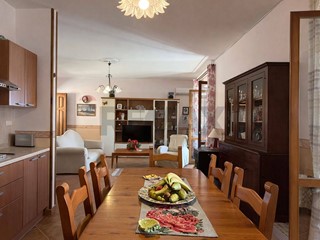 Trilocale in Vendita a Riposto, 105'000&euro;, 85 m²