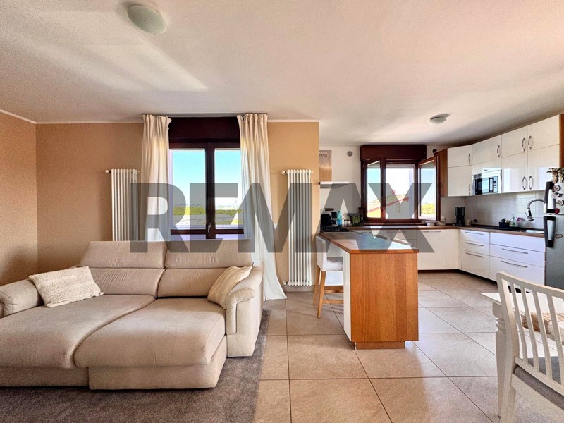Quadrilocale in Vendita a Rimini, 209'000&euro;, 118 m²