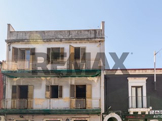 Appartamento in Vendita a Catania, 140'000&euro;, 200 m²
