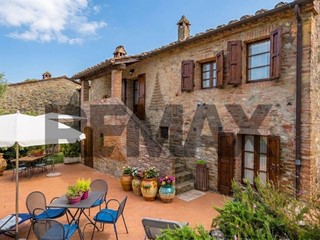 Appartamento in Vendita a Castelnuovo Berardenga, 220'000&euro;, 130 m²