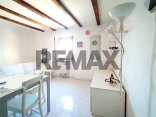 Bilocale in Vendita a Ancona, 69'000&euro;, 40 m²