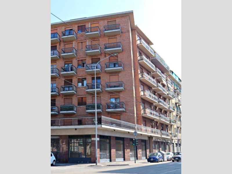 Bilocale in Vendita a Torino, 135'000&euro;, 60 m²