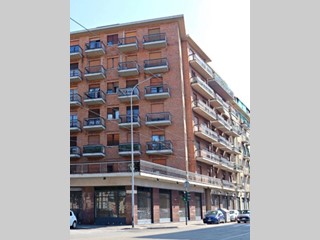 Bilocale in Vendita a Torino, 135'000&euro;, 60 m²
