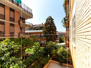 Quadrilocale in Vendita a Roma, 560'000&euro;, 113 m²