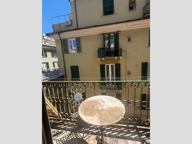 Trilocale in Affitto a Genova, 2'500&euro;, 250 m²