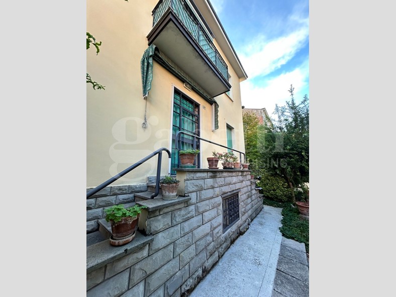 Bilocale in Vendita a Bologna, 209'000&euro;, 74 m², arredato