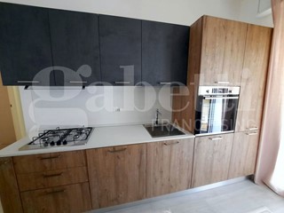 Trilocale in Vendita a Santa Margherita Ligure, 439'000&euro;, 90 m², arredato