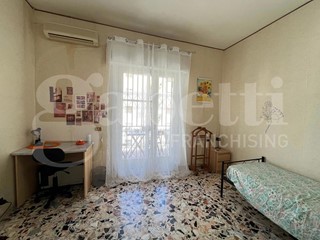 Trilocale in Affitto a Messina, 300&euro;, 100 m², arredato