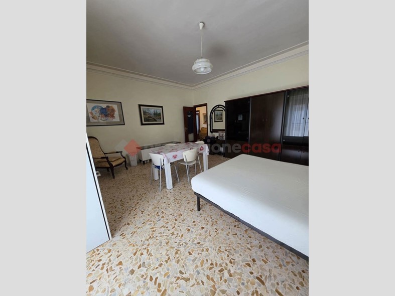 Quadrilocale in Vendita a Modugno, 148'000&euro;, 132 m²