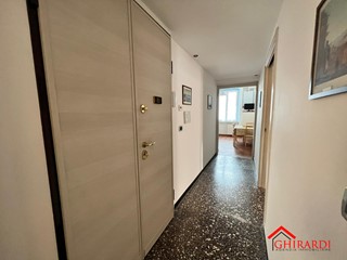 Appartamento in Affitto a Genova, zona Sestri Ponente, 650&euro;, 109 m², arredato