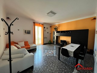 Appartamento in Affitto a Genova, zona Sestri Ponente, 650&euro;, 109 m², arredato