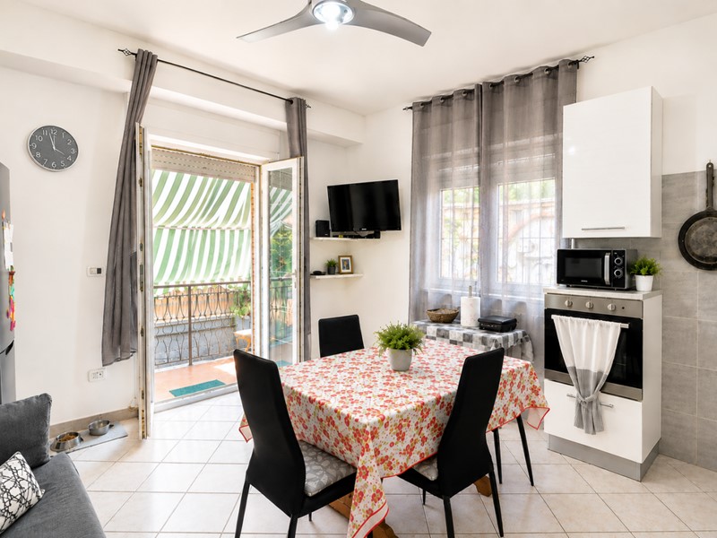 Quadrilocale in Vendita a Nettuno, zona San Giacomo, 145'000&euro;, 101 m², arredato