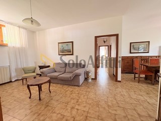 Quadrilocale in Affitto a Siena, zona Vico Alto, 700&euro;, 90 m², arredato