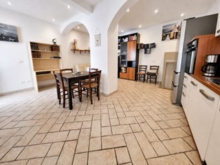 Quadrilocale in Vendita a La Spezia, zona PERIFERIA, 85'000&euro;, 75 m²