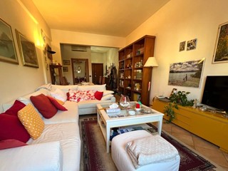 Quadrilocale in Vendita a Firenze, 295'000&euro;, 107 m²