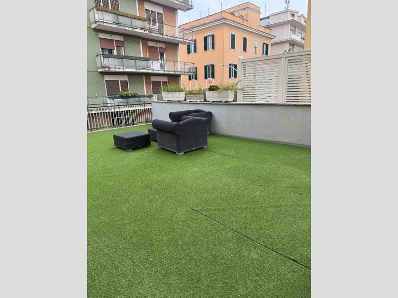 Quadrilocale in Affitto a Roma, zona Colli Albani, 1'800&euro;, 150 m²
