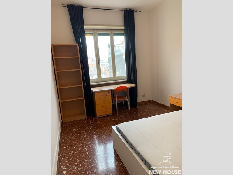 Monolocale in Affitto a Pisa, 315&euro;, 90 m², arredato