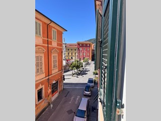 Quadrilocale in Vendita a Massa, 163'000&euro;, 87 m²