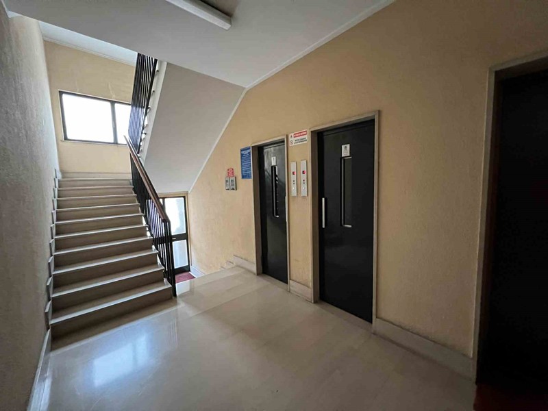 Bilocale in Vendita a Torino, 102'000&euro;, 83 m²