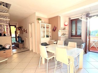 Quadrilocale in Vendita a Lucca, zona San Vito, 215'000&euro;, 70 m², arredato