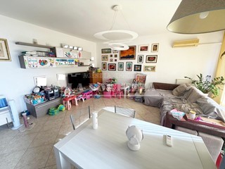 Appartamento in Vendita a Pisa, 249'000&euro;, 94 m²